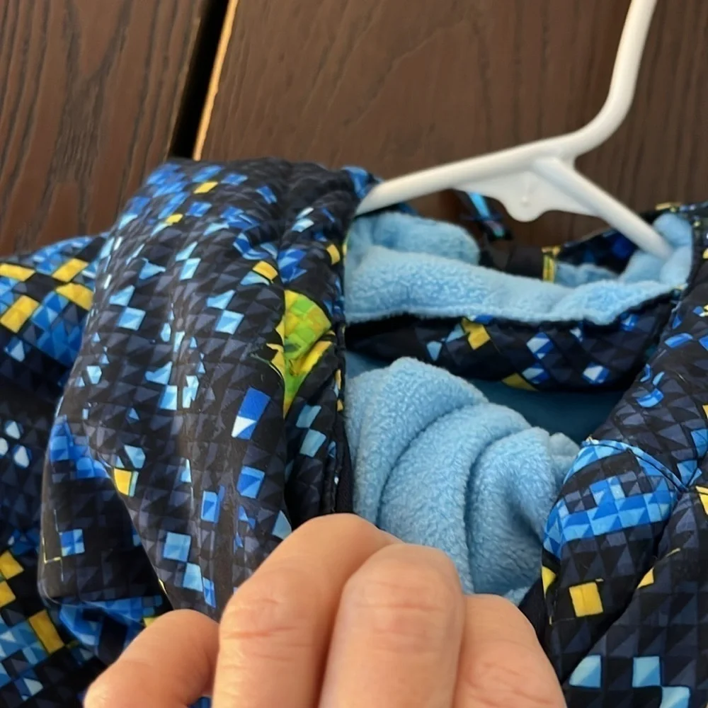 Champion kids blue checked winter jacket. Size Small (6/7)